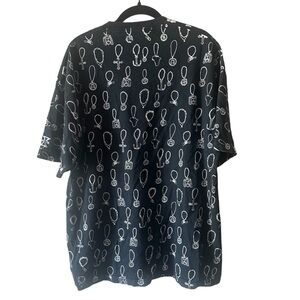 Large or X-Large men’s graphic tshirt #africana #black tags were ripped off